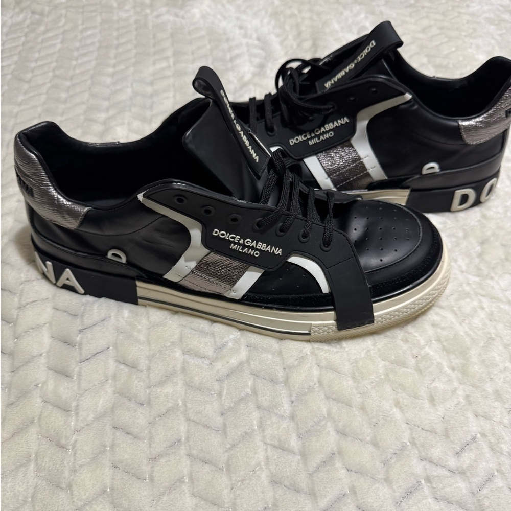 Dolce & Gabbana Black and Silver Sneakers - Picture 3 of 15
